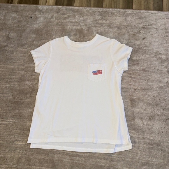Vineyard Vines T-Shirt - Picture 1 of 2